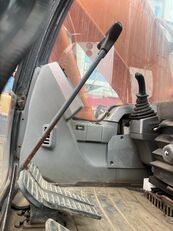 excavator dengan track Caterpillar 336DL