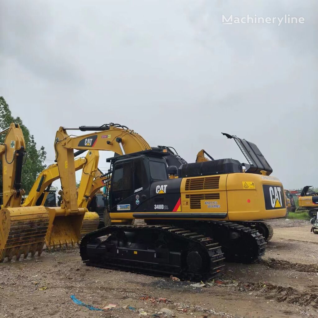 Caterpillar 340D2l tracked excavator