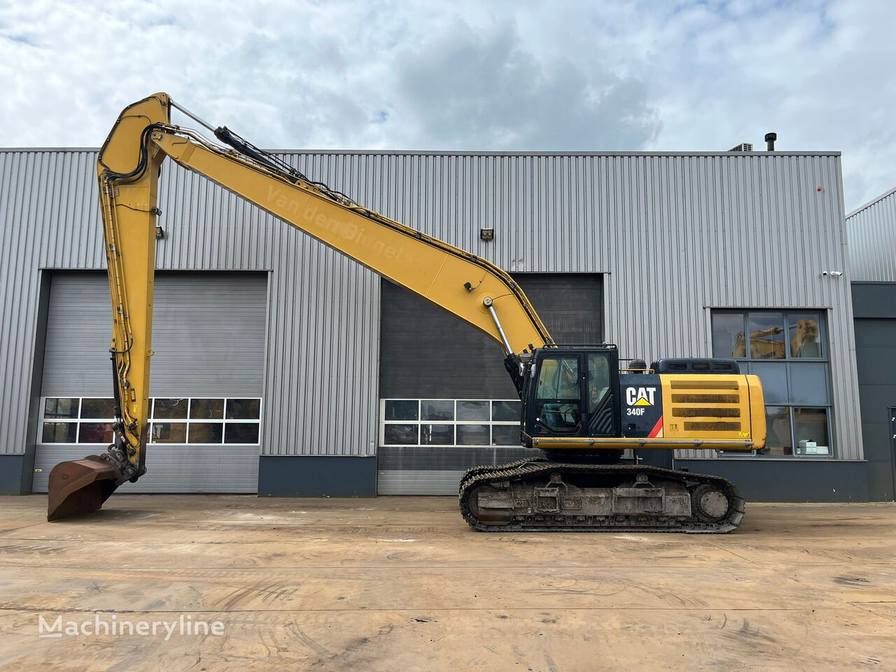 Caterpillar 340F LRE Long Reach tracked excavator