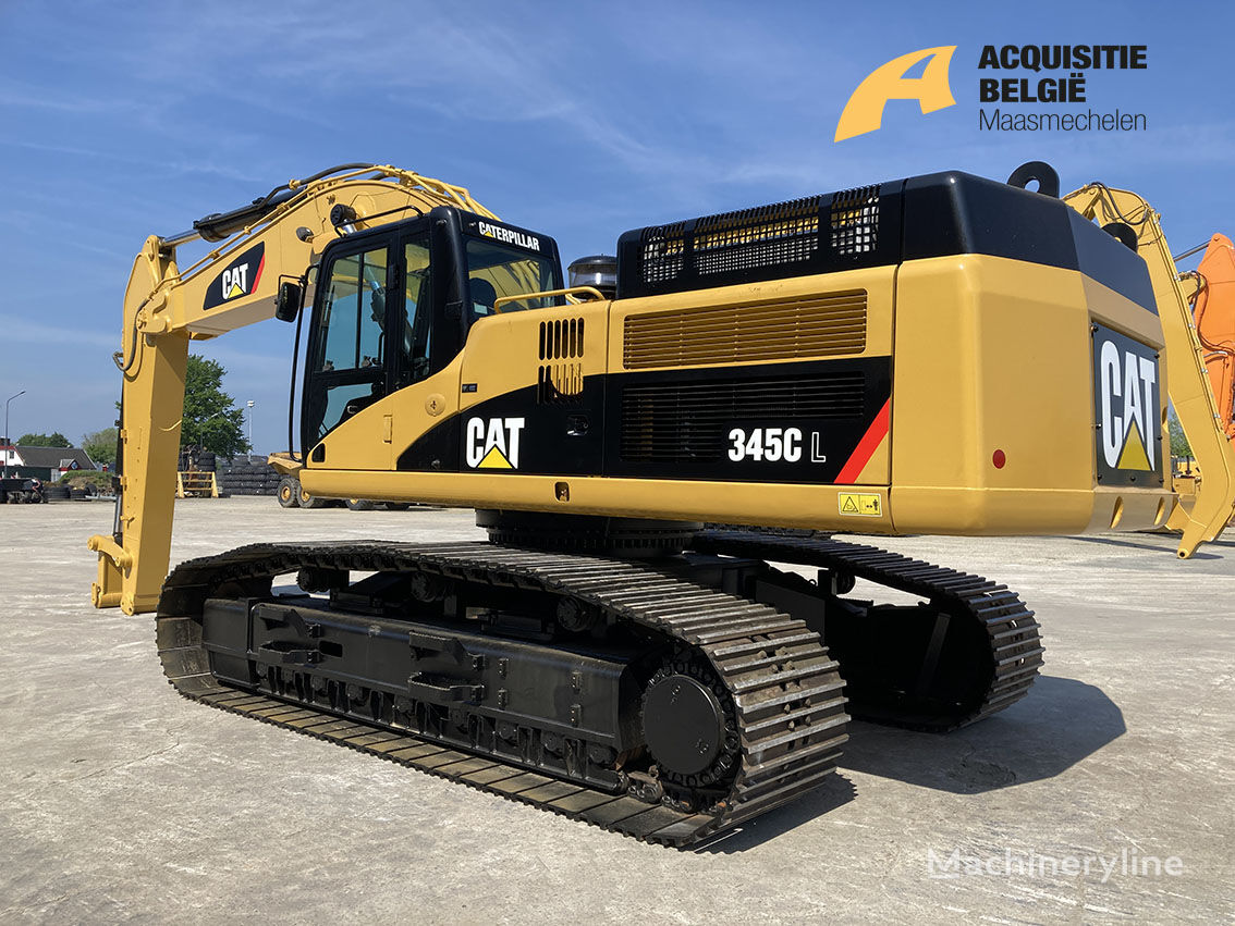 Caterpillar 345CL tracked excavator