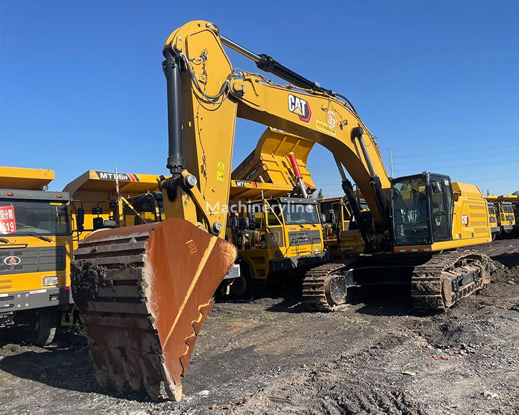 excavator dengan track Caterpillar 349