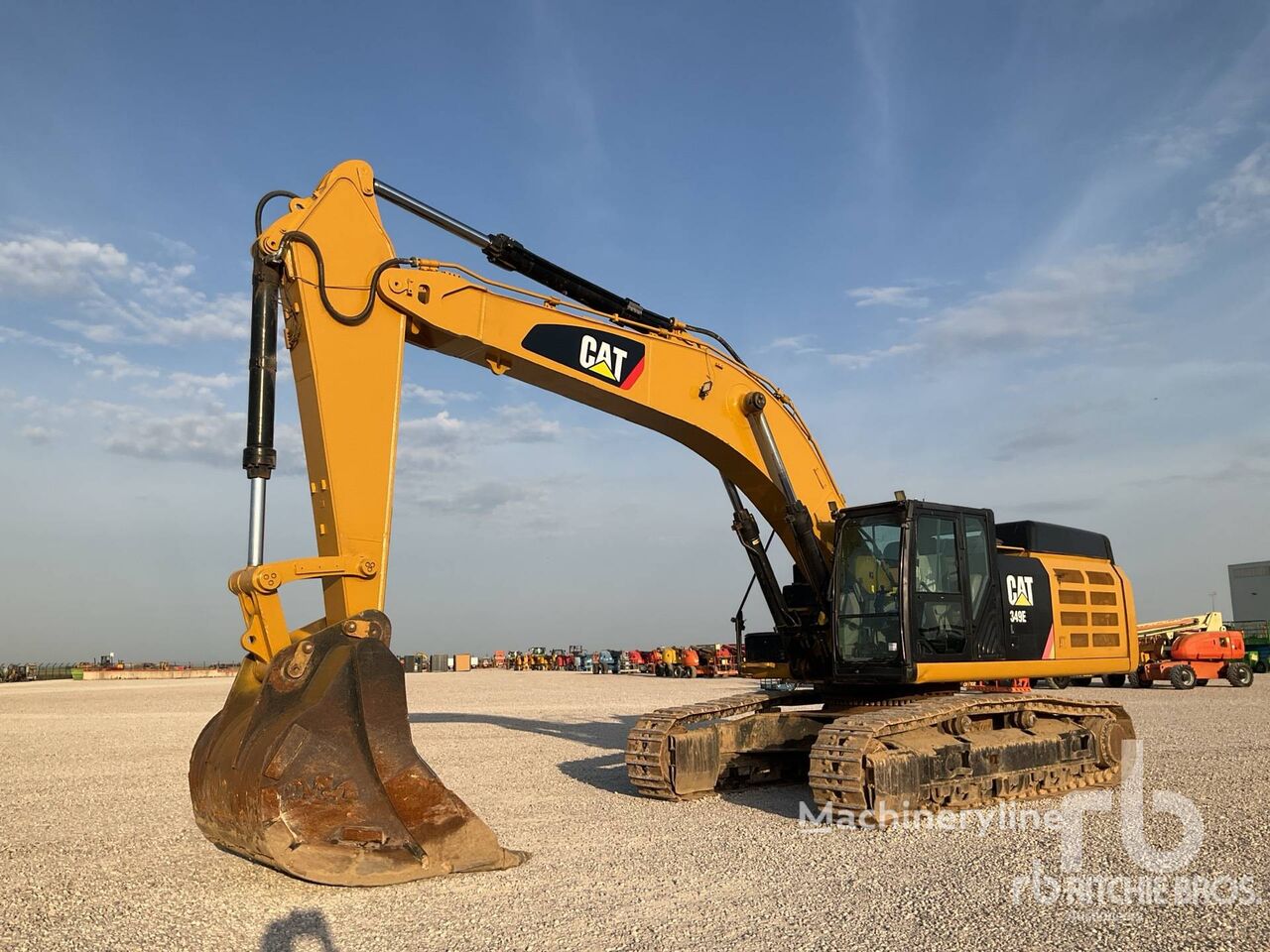 Pelle sur chenilles Caterpillar 349E L à vendre | Machineryline SN Pelle sur chenilles Caterpillar 349E L - Machineryline