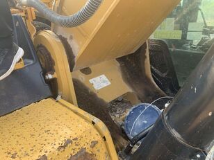 Caterpillar 352 tracked excavator for sale - Image 12 | Machineryline GH Caterpillar 352 tracked excavator | Image 12 - Machineryline