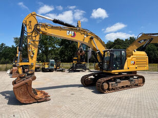 Caterpillar 352 tracked excavator