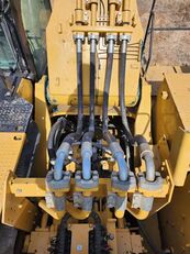 Caterpillar 374 374FL tracked excavator for sale - Image 8 | Machineryline CA Caterpillar 374 374FL tracked excavator | Image 8 - Machineryline