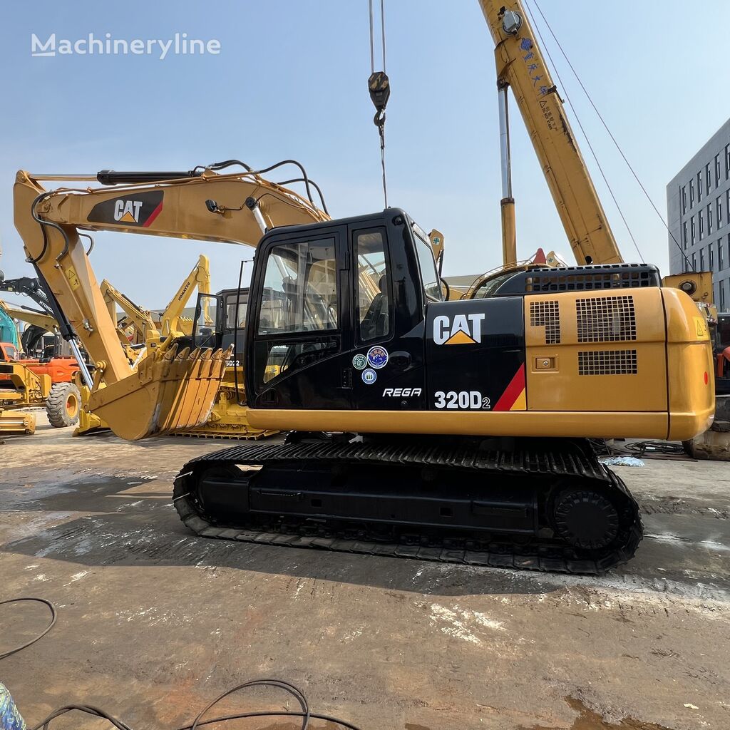 Caterpillar CAT320D2 excavadora de cadenas