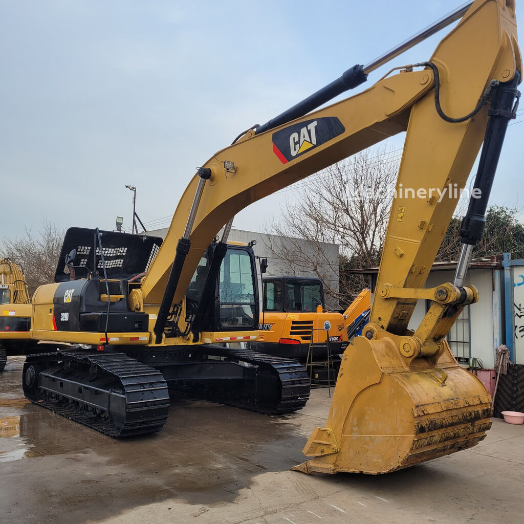 حفارة مجنزرة Caterpillar CAT329D