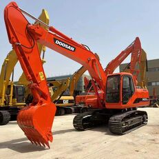 pelle sur chenilles Doosan DH220LC-7