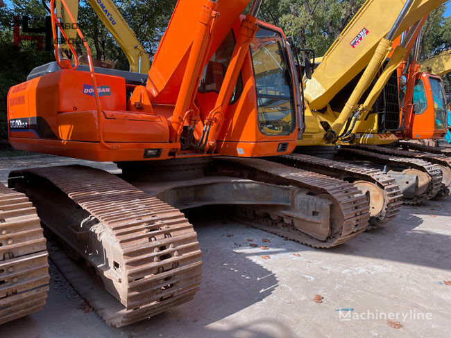 Doosan DH300 tracked excavator