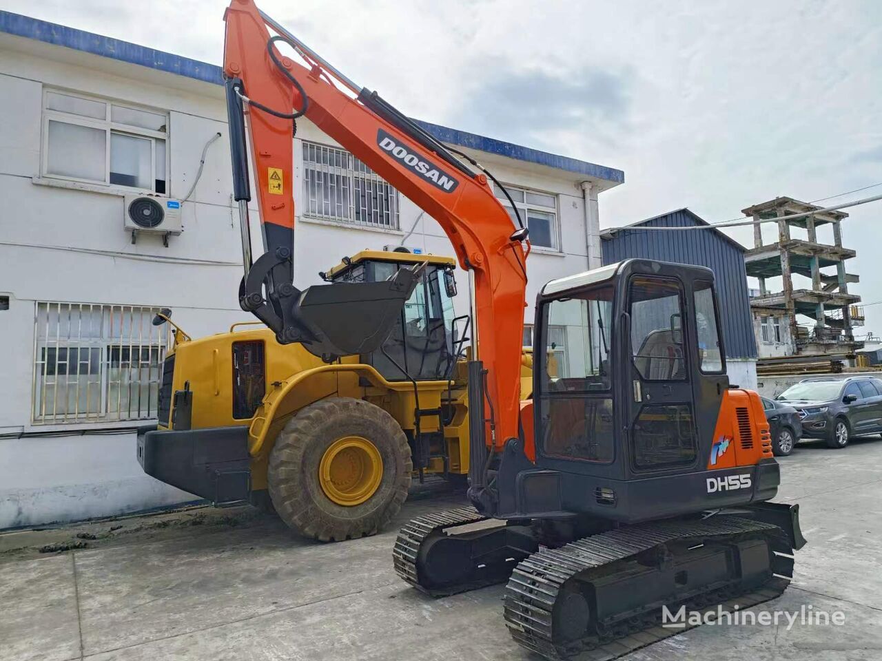 Doosan DH55 kāpurķēžu ekskavators