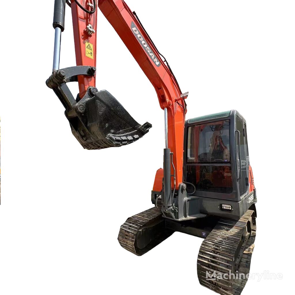 Гусеничный экскаватор Doosan DH55 - Machineryline