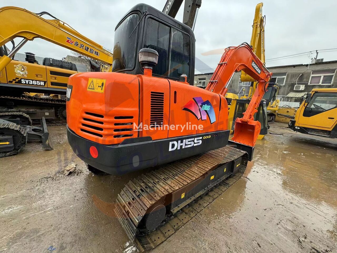 Doosan DH55 tracked excavator