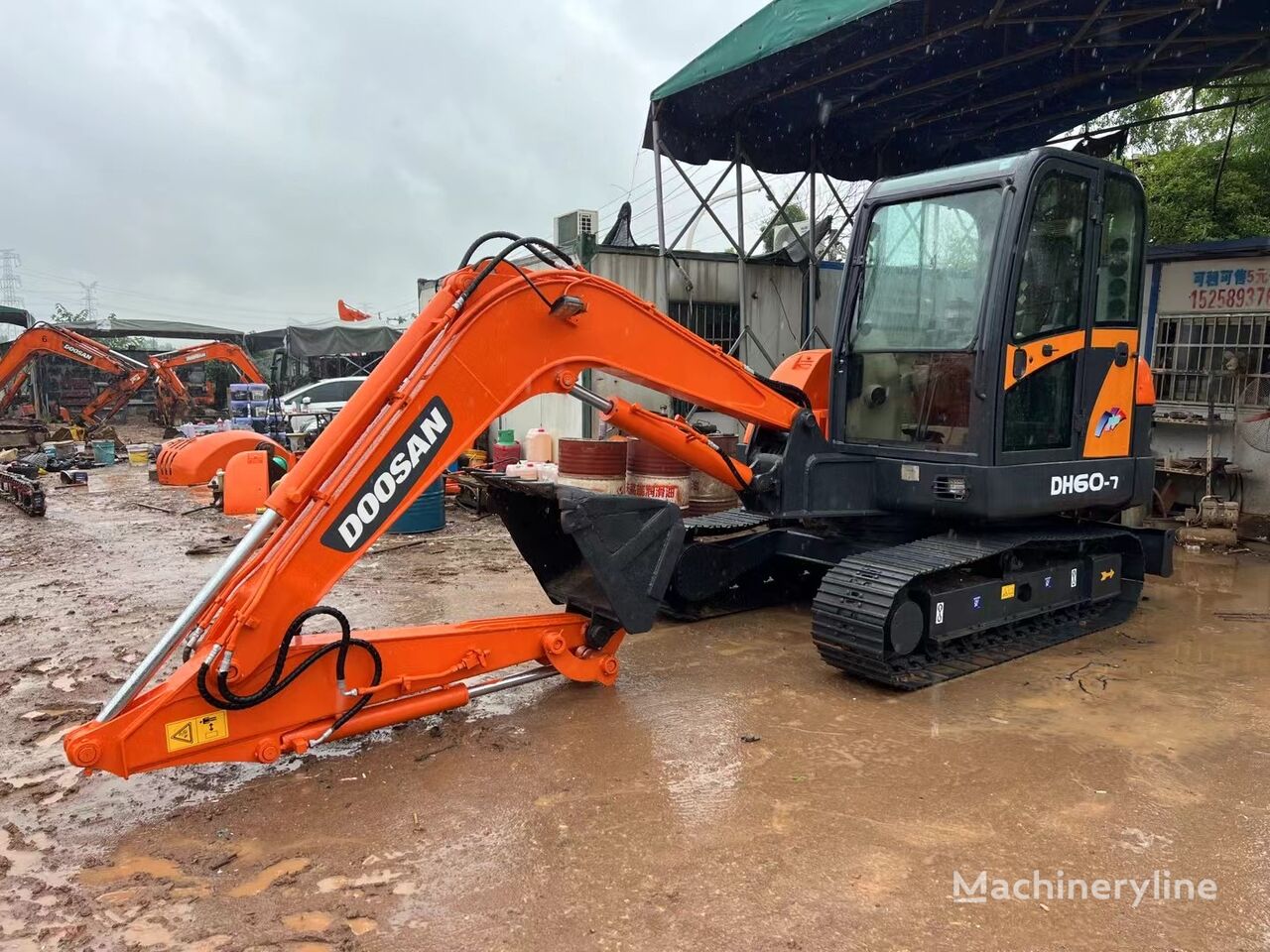 Doosan DH60 tracked excavator