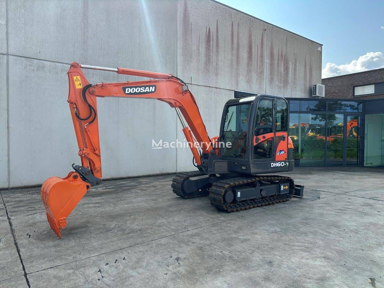 Doosan DH60-7 tracked excavator