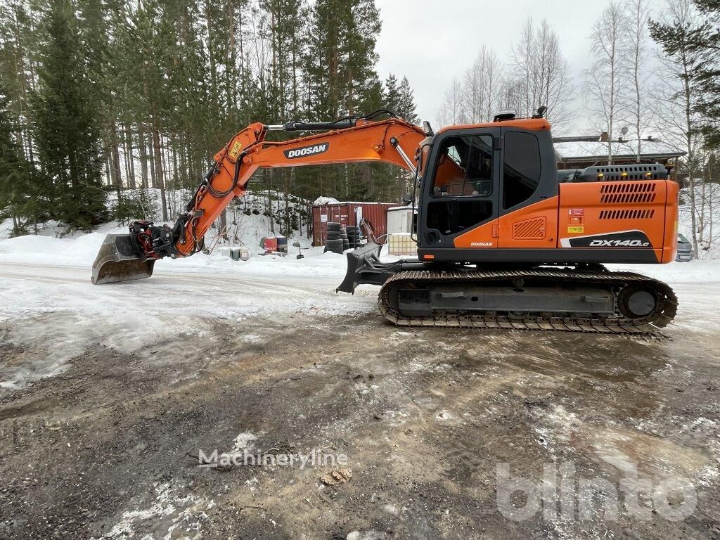 escavadora de rastos Doosan DX 140 LC/5