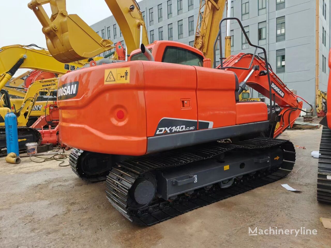 Doosan DX140 tracked excavator