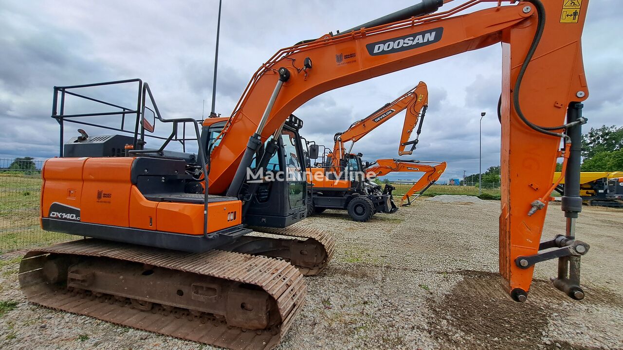 Doosan DX140LC-5 tracked excavator