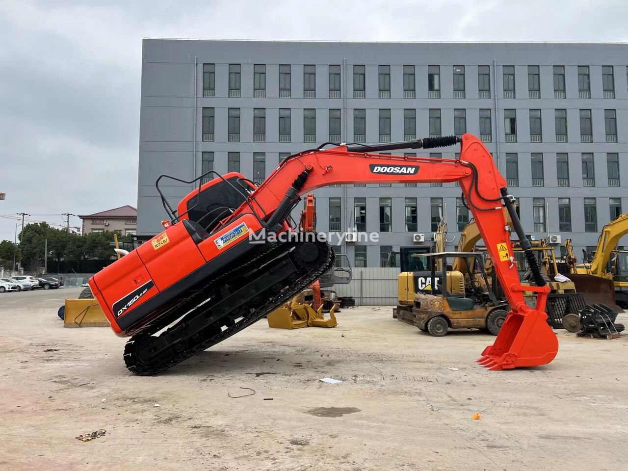 Doosan DX150 beltegraver