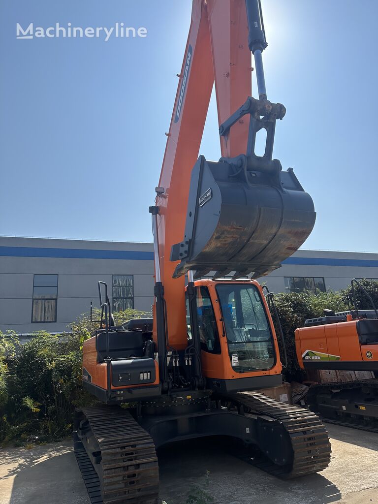 Doosan DX215-9C excavadora de cadenas