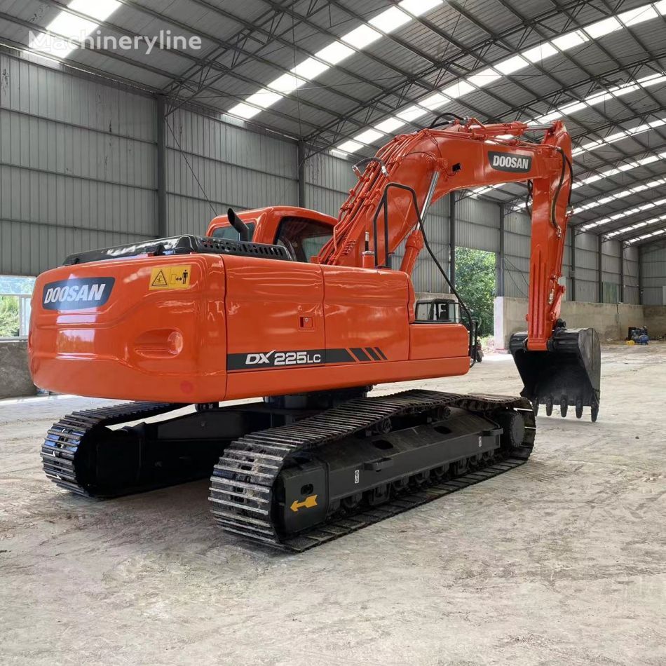 Doosan DX225 tracked excavator