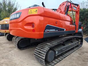 Doosan DX225 tracked excavator