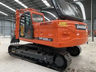 Pelle sur chenilles Doosan DX225 à vendre - Image 7 | Machineryline ML Pelle sur chenilles Doosan DX225 | Image 7 - Machineryline