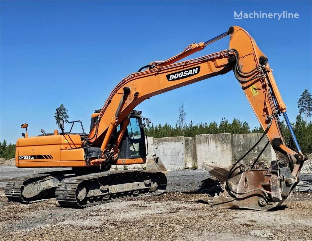 Doosan DX225LC tracked excavator