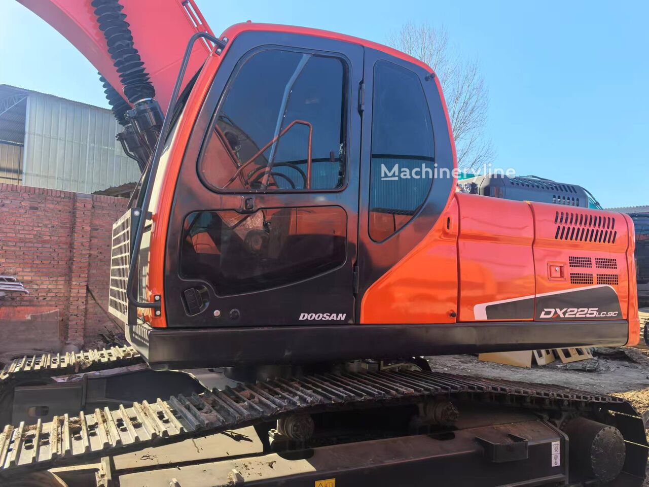 Doosan DX225LC excavadora de cadenas - Machineryline