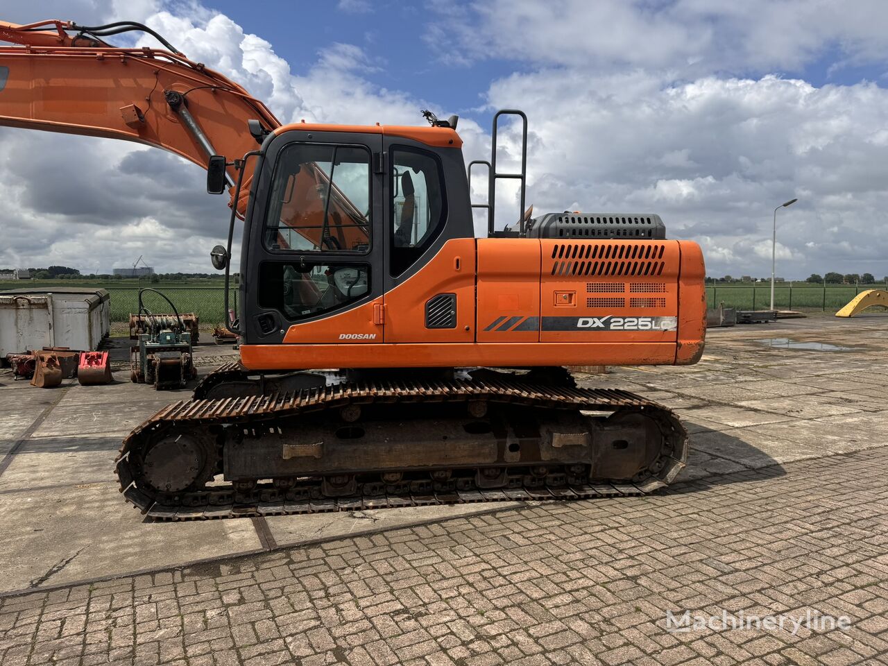 Doosan DX225LC-3 tracked excavator