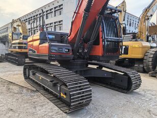 pelle sur chenilles Doosan DX225LCA