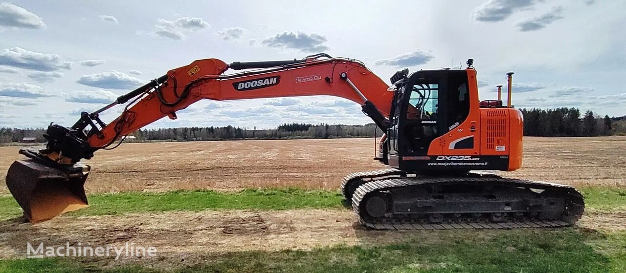 حفارة مجنزرة Doosan DX235 LCR-5 + Novatron 3D