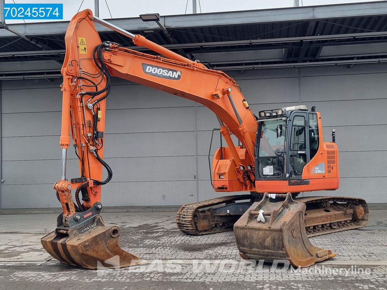 Doosan DX235 LCR TRIMBLE GPS tracked excavator