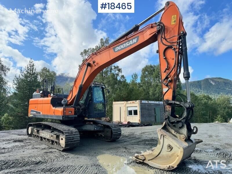 гусеничный экскаватор Doosan DX235LC-5