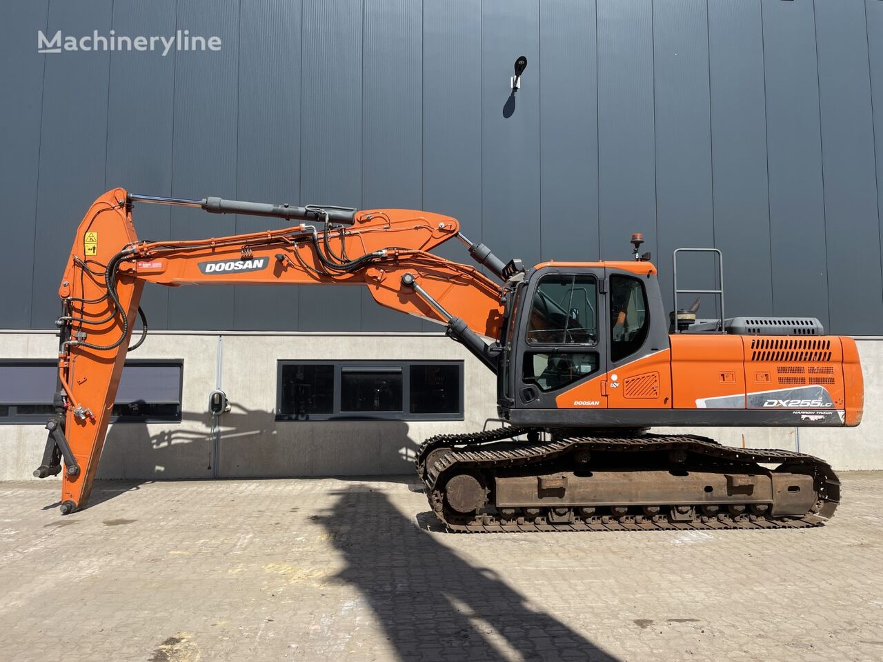 Doosan DX255LC-5 tracked excavator