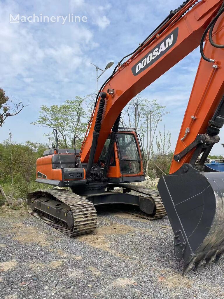 Doosan DX300 bæltegraver