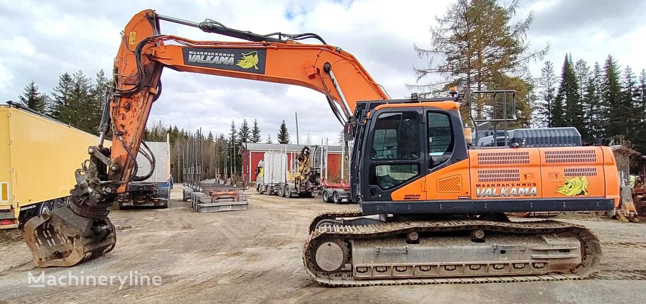 Doosan DX300 LC-7 paletli ekskavatör