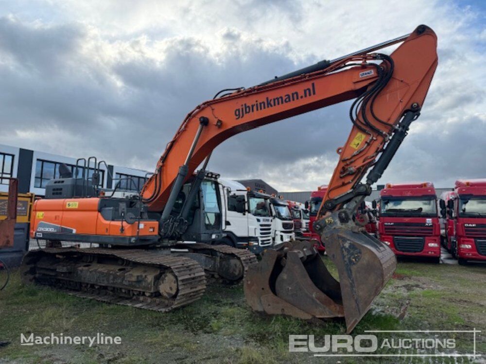 Doosan DX300LC-5 kāpurķēžu ekskavators