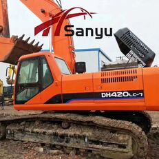 Doosan DX420 tracked excavator