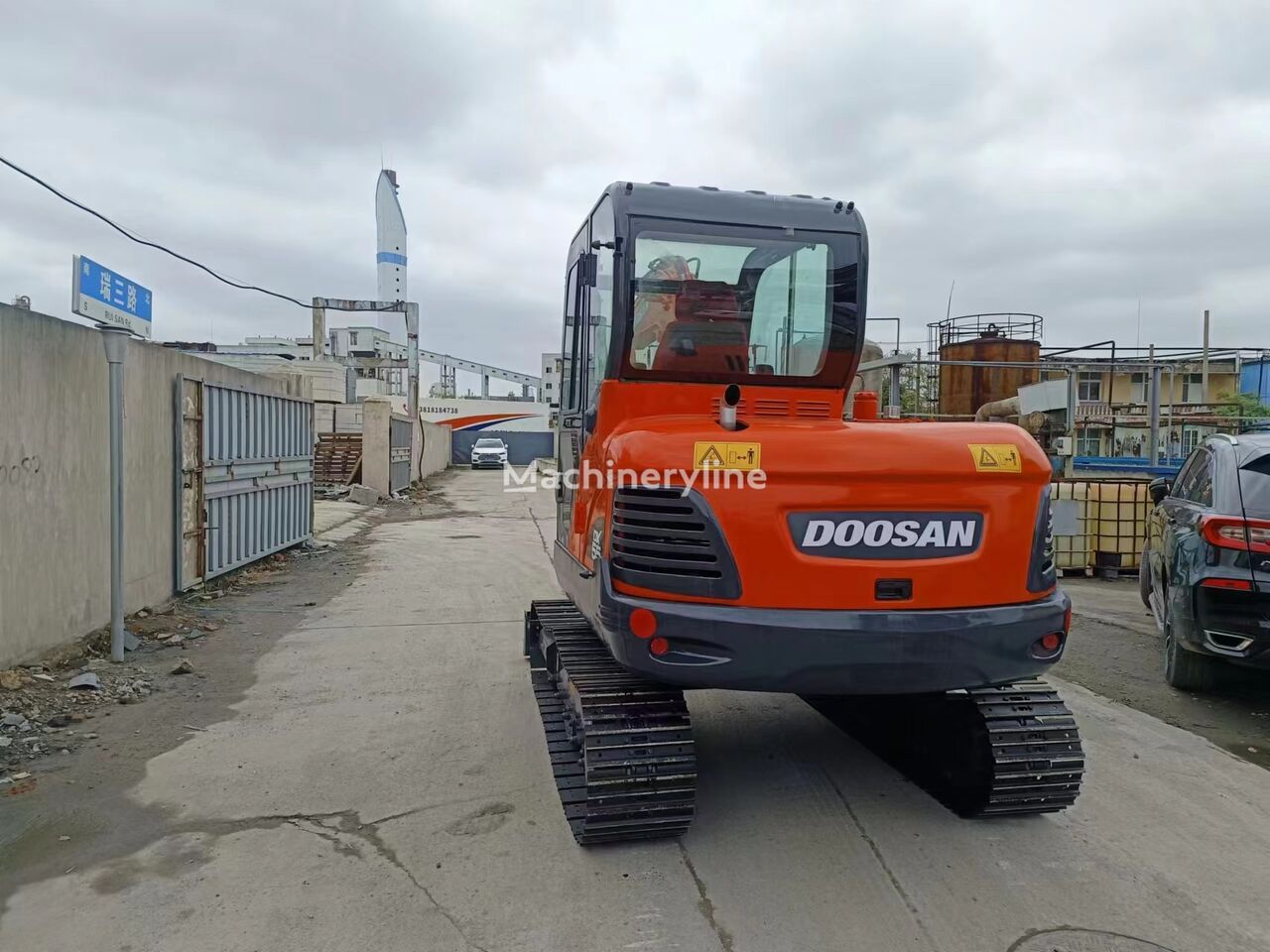 Doosan DX55 tracked excavator