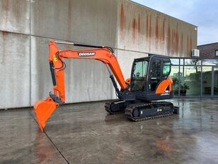 Doosan DX55-9C bandgrävare