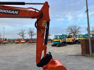 Doosan DX55-9C tracked excavator for sale - Image 12 | Machineryline KE Doosan DX55-9C tracked excavator | Image 12 - Machineryline