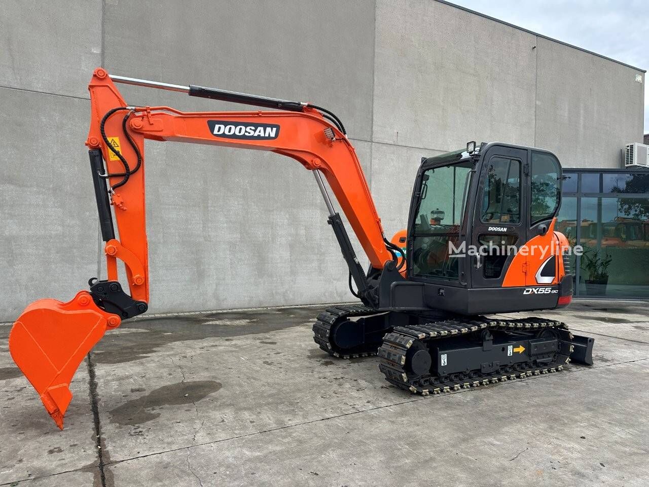 Doosan DX55-9C tracked excavator - Machineryline