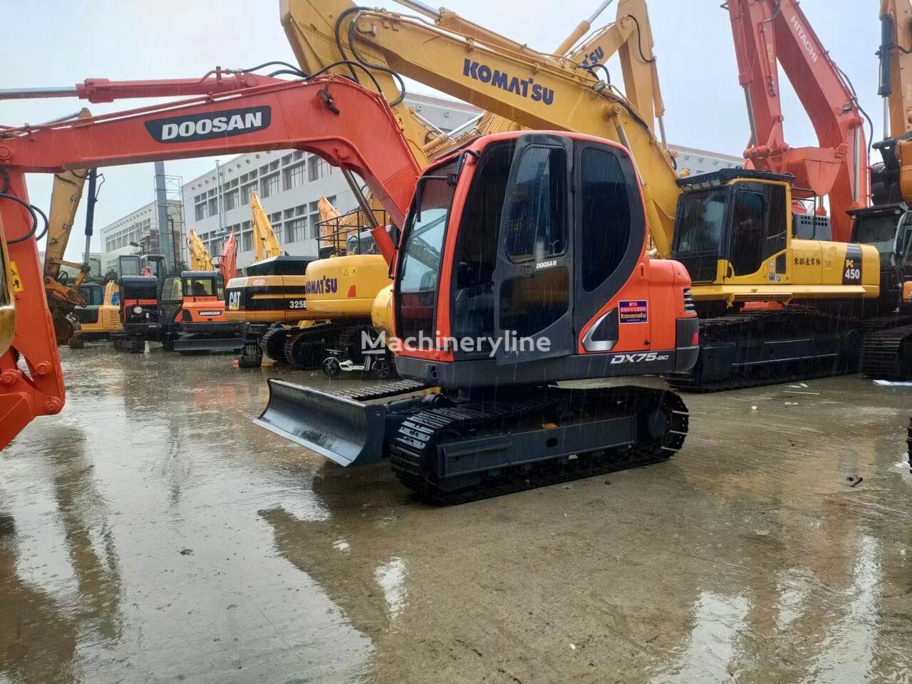 escavadora de rastos Doosan DX75LC-9C