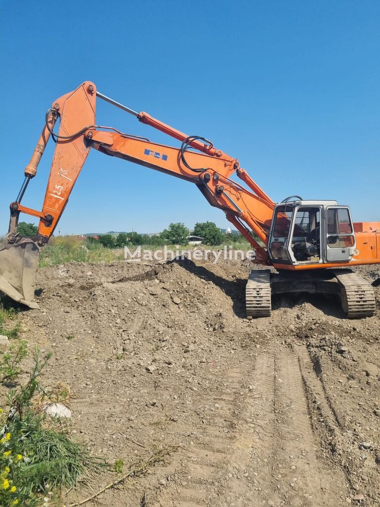 FIAT Hitachi FH330 tracked excavator