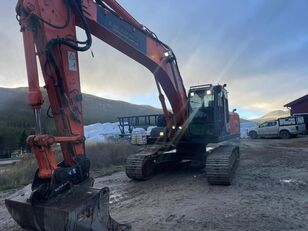 트랙형 굴착기 Hitachi 250 LC