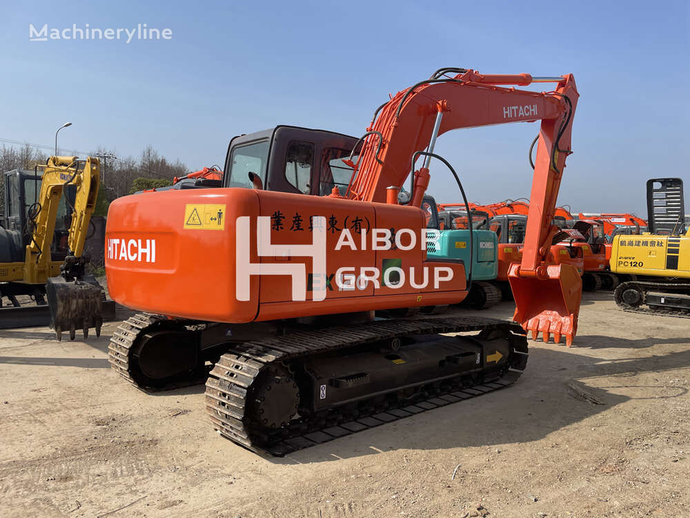 Hitachi EX120  kāpurķēžu ekskavators