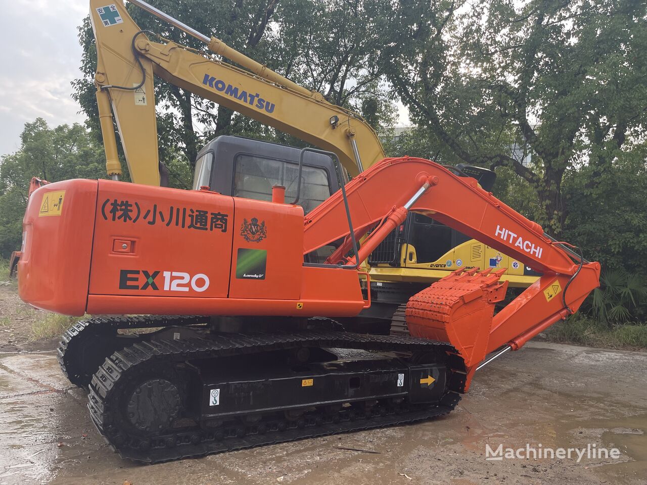 Hitachi EX120-5 tracked excavator