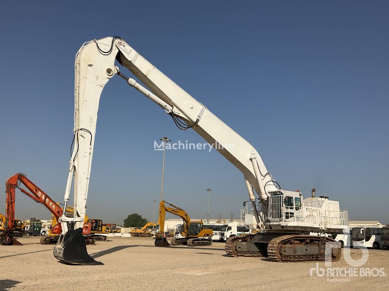 máy đào bánh xích Hitachi EX1200-6 Long Reach