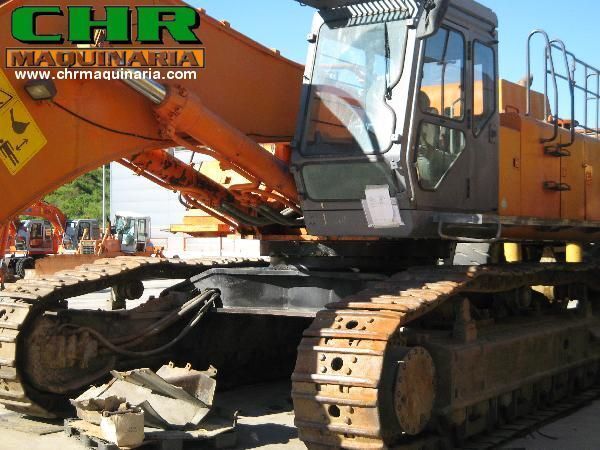 حفارة مجنزرة Hitachi EX800