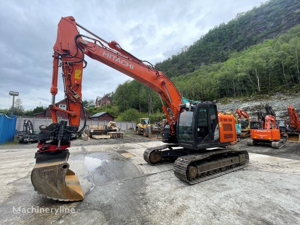 гусеничный экскаватор Hitachi ZX 225 US R LC-6